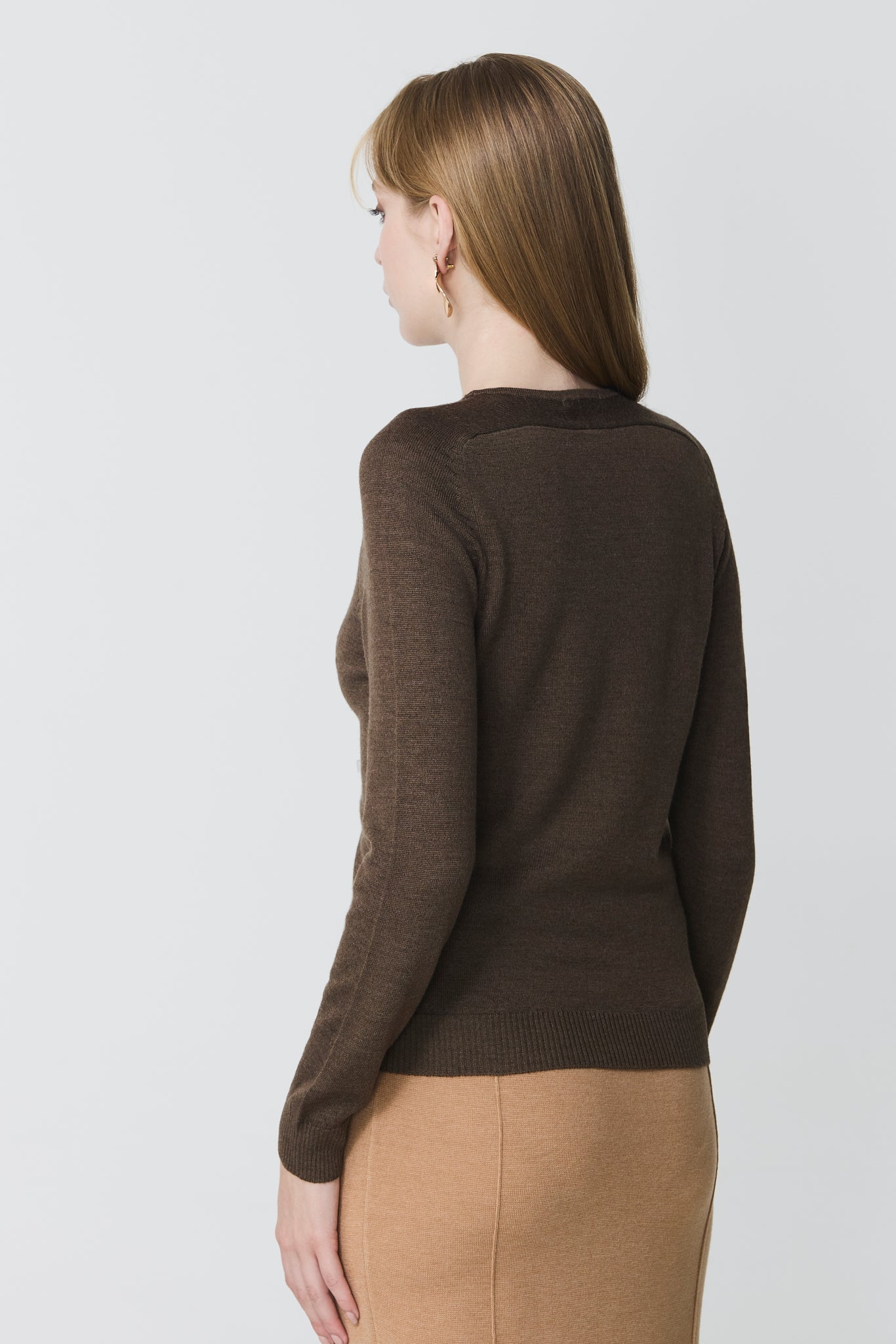 Round neck sweater