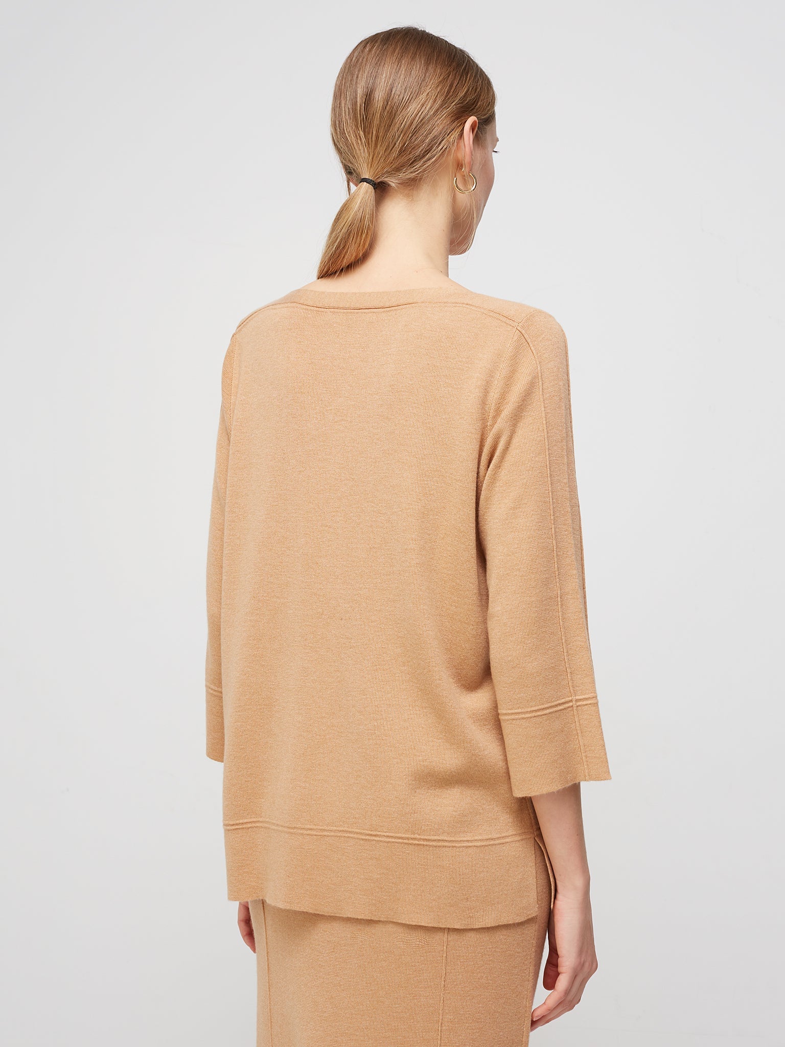 Boat neck sweater