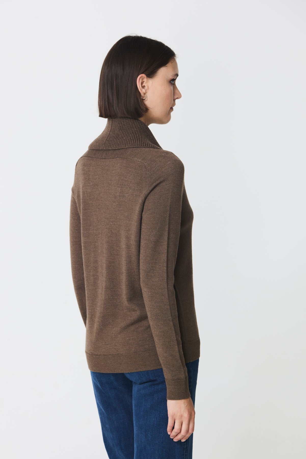 Cowl neck jumper