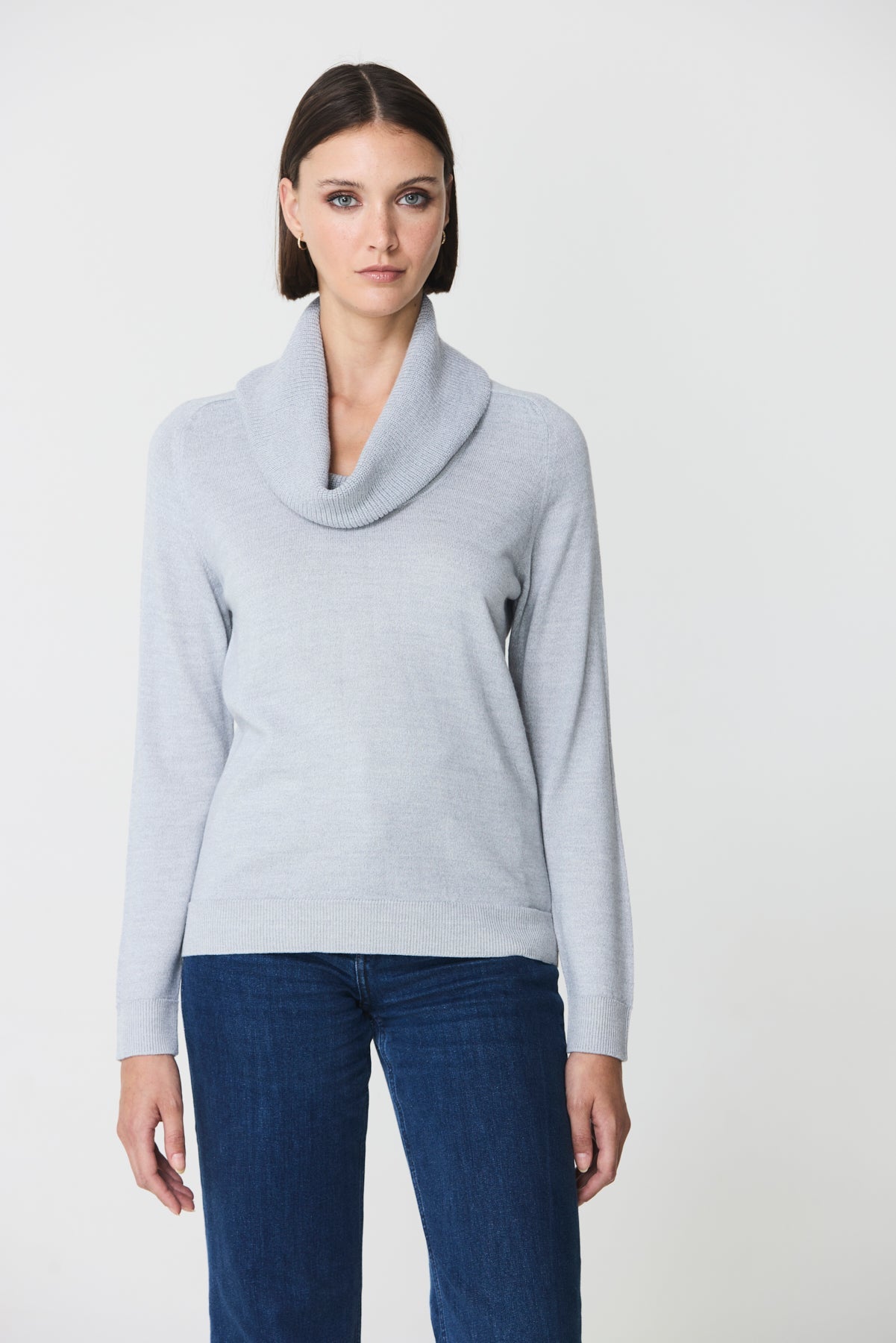 Cowl neck jumper