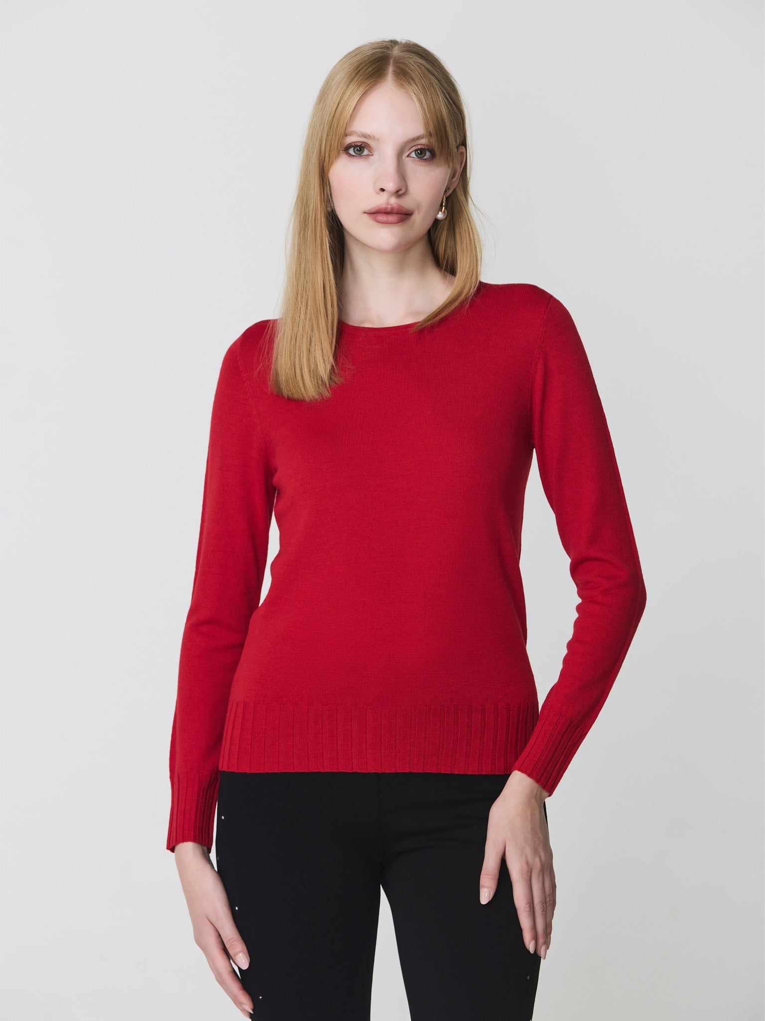 Round neck sweater