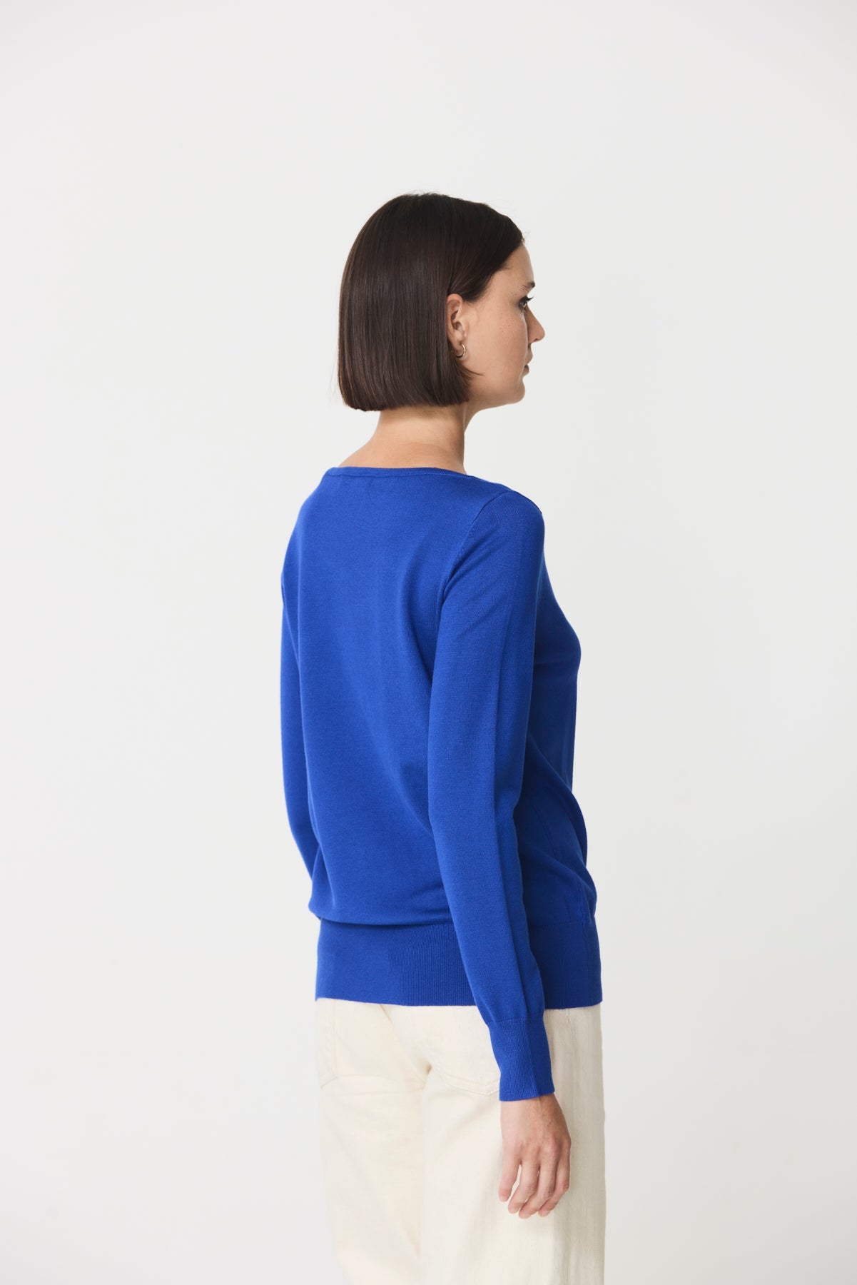 Boat neck sweater