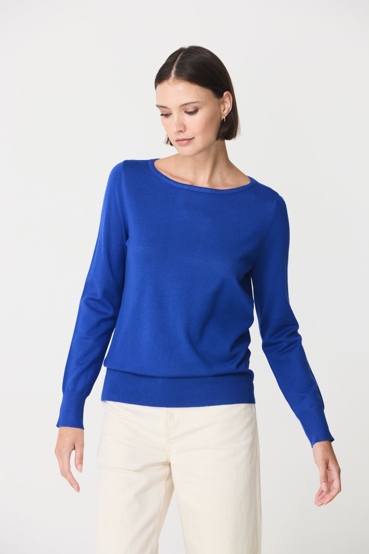 Boat neck sweater