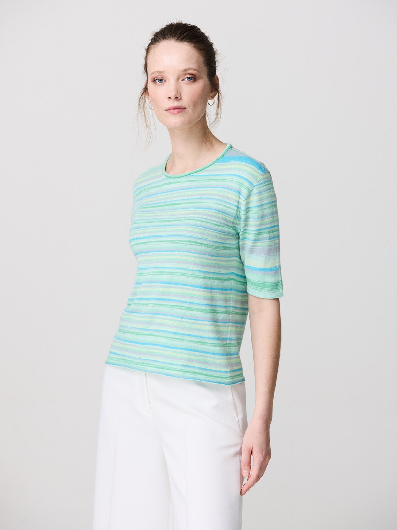 Short-sleeved striped round neck jersey