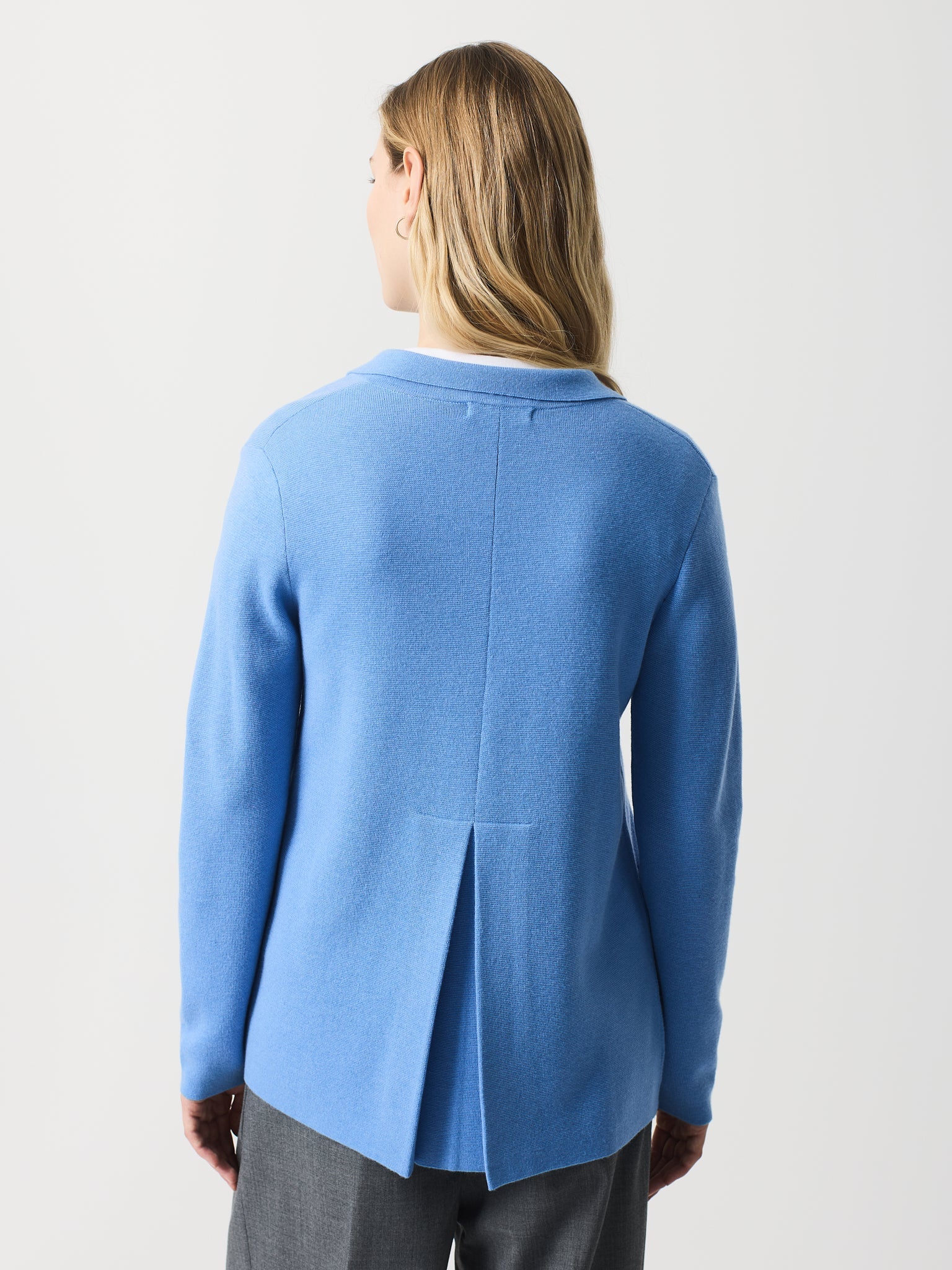 Chaqueta cuello solapa con un botón